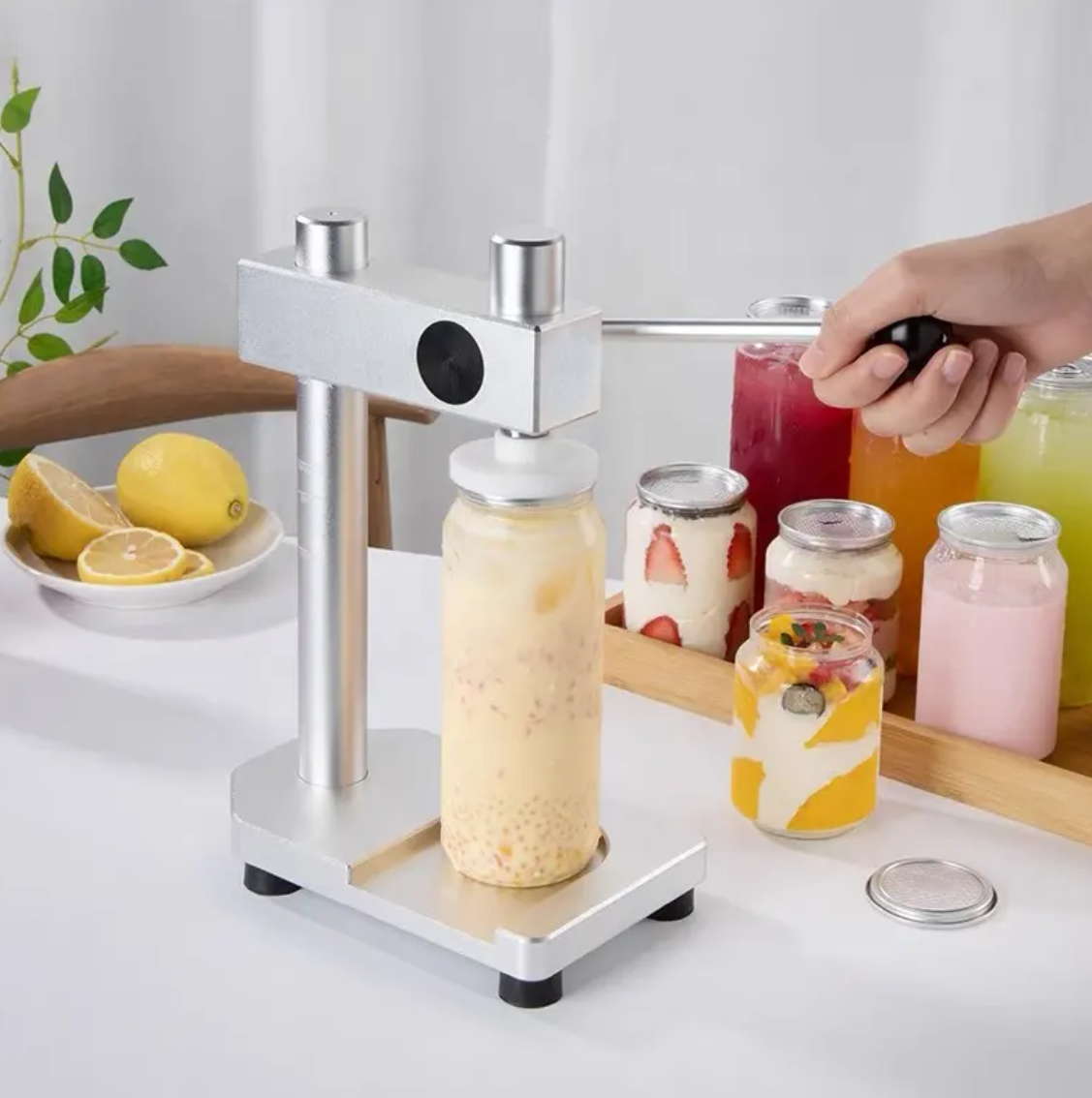 High Quality Manual Hand Can Sealer Machine